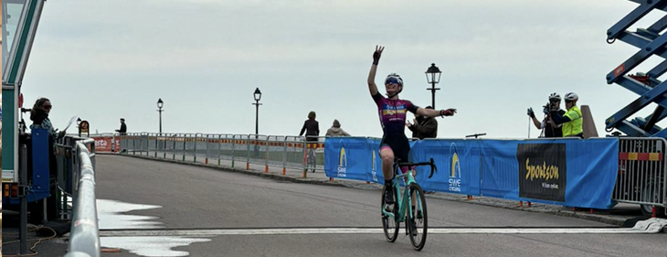 Jinse Peeters (De Ceuster Bouwpunt) wint derde keer in Zweden