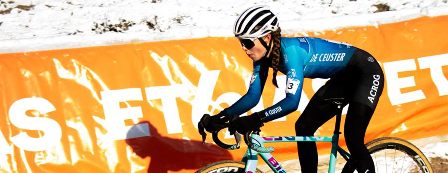 Veldrijdster Zita Peeters draaide de knop om na Beringen en werd 9de in Benidorm Veldrijdster Zita Peeters draaide de knop om na Beringen en werd 9de in Benidorm