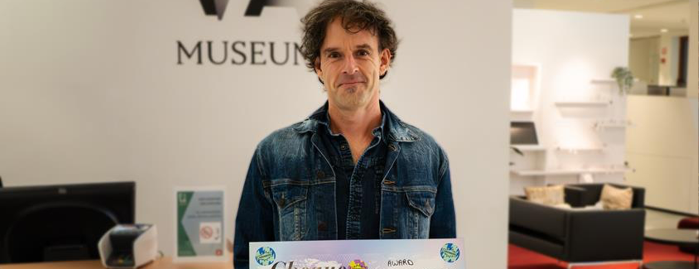 Hans De Backer uit Moerzeke wint ontwerpwedstrijd van comedygala Gouden Jefkes