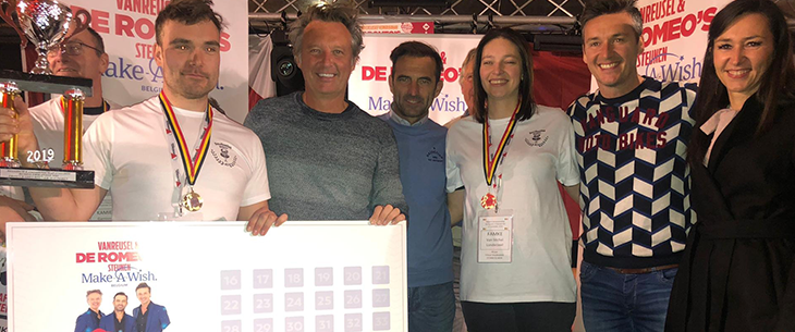 Belgisch kampioen curryworsten eten Rik Nauwelaerts is ook de eerste Belgische kampioen ‘De Romeo’s Frikandel XXL’-eten.