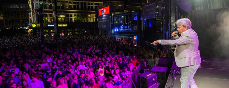Gentse Feesten sloten Korenmarkt af voor Garry Hagger: “Dit zijn taferelen die ik nog niet vaak heb meegemaakt” Gentse Feesten sloten Korenmarkt af voor Garry Hagger: “Dit zijn taferelen die ik nog niet vaak heb meegemaakt”